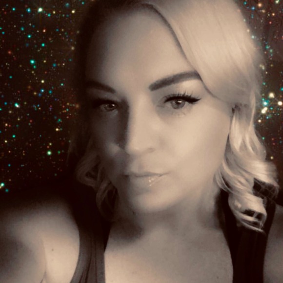 Meet your Posher, Teresa - Picture 1 of 1